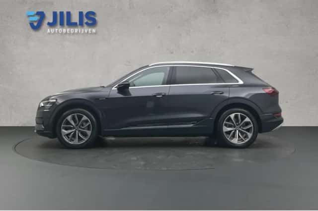 Audi e-tron (2021) thumbnail 6