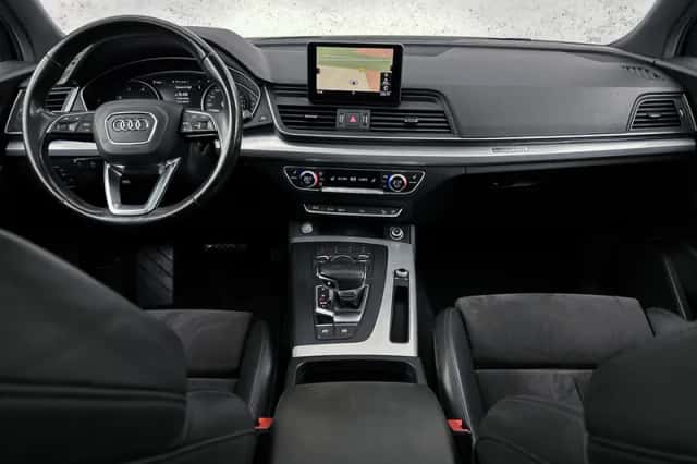 Audi Q5 (2017) thumbnail 2