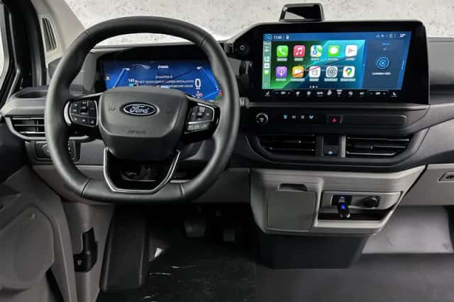 Ford E-Transit Custom (2026) thumbnail 2