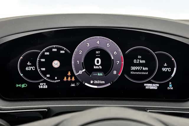 Porsche Cayenne (2024) thumbnail 4