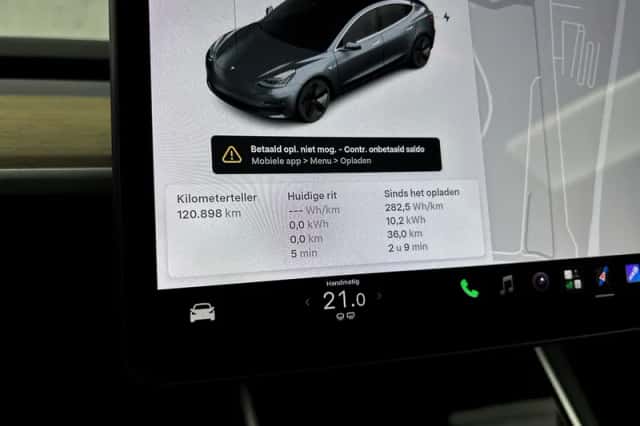 Tesla Model 3 (2020) thumbnail 4