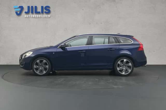 Volvo V60 (2013) thumbnail 6