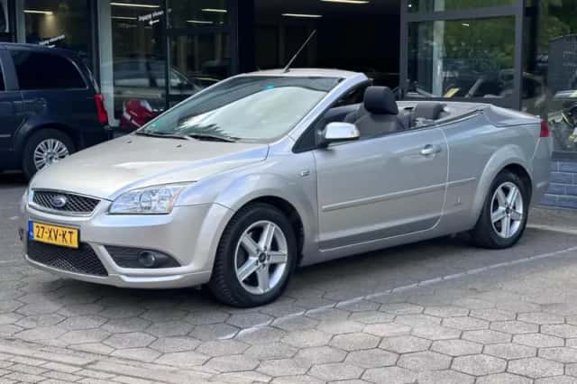 Ford Focus (2007) thumbnail 3