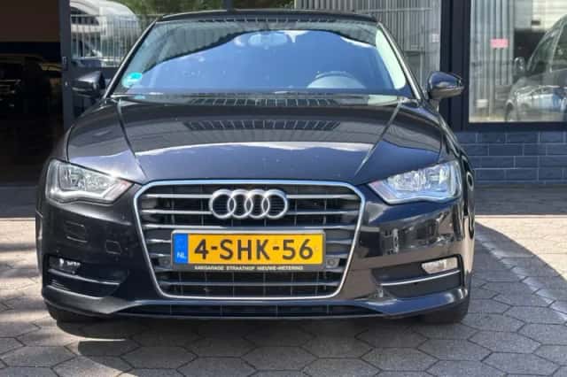 Audi A3 (2013) thumbnail 2