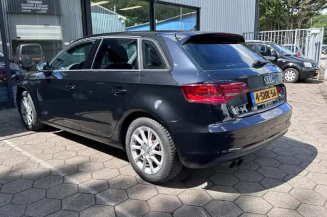 Audi A3 (2013) thumbnail 6