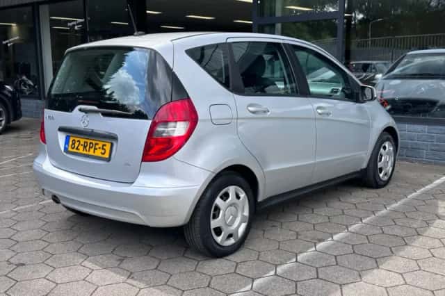 Mercedes-Benz A-Klasse (2011) thumbnail 4