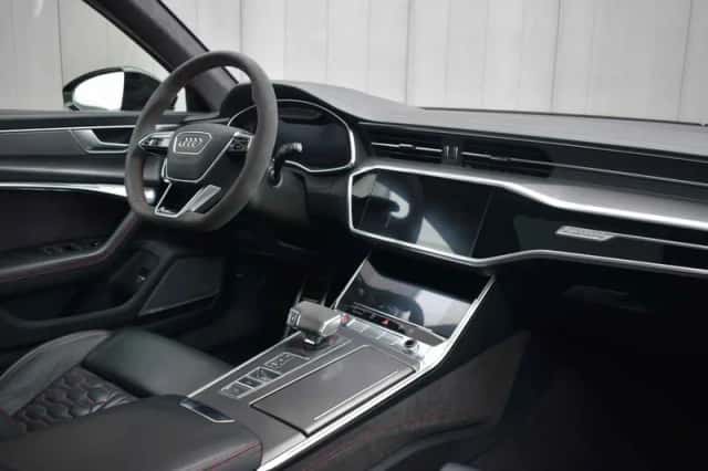 Audi RS 6 (2019) thumbnail 2