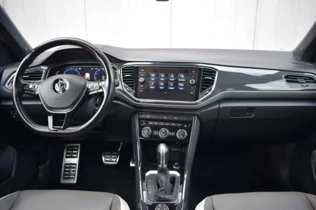 Volkswagen T-Roc (2018) thumbnail 6