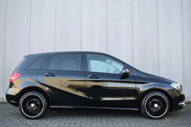 Mercedes-Benz B-Klasse (2013) thumbnail 4