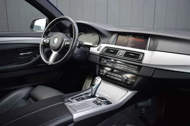 BMW 5-Serie (2016) thumbnail 2