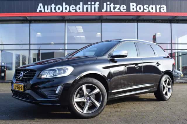 Volvo XC60 (2016) thumbnail 1