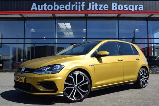 Volkswagen Golf (2019) thumbnail 1