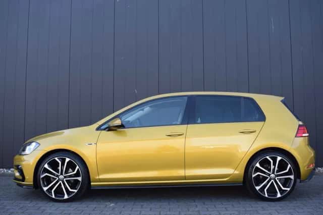 Volkswagen Golf (2019) thumbnail 3