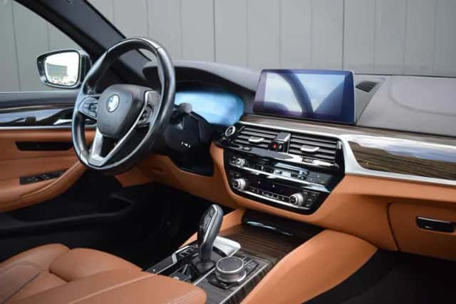 BMW 5-Serie (2019) thumbnail 2