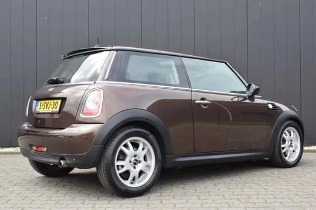 MINI One (2010) thumbnail 5