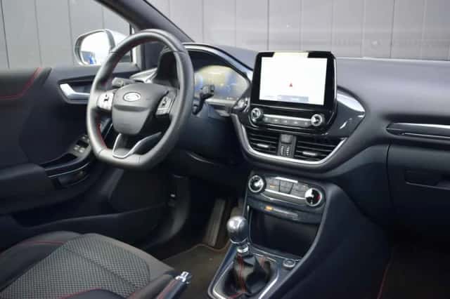 Ford Puma (2021) thumbnail 2