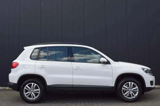 Volkswagen Tiguan (2013) thumbnail 4