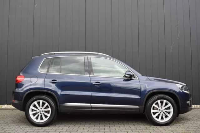 Volkswagen Tiguan (2016) thumbnail 4