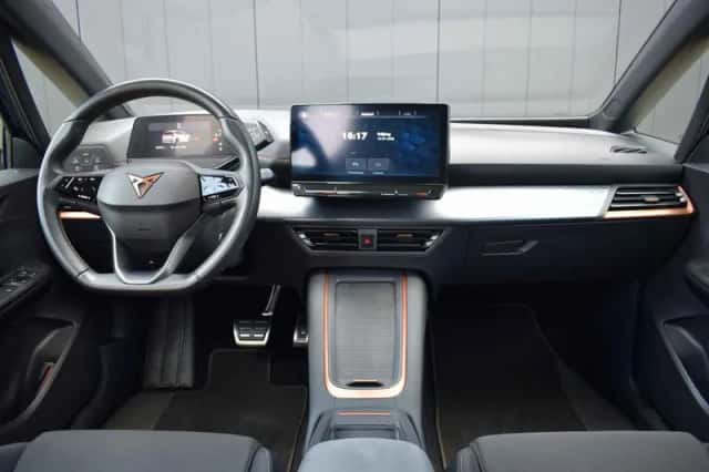 CUPRA Born (2022) thumbnail 6