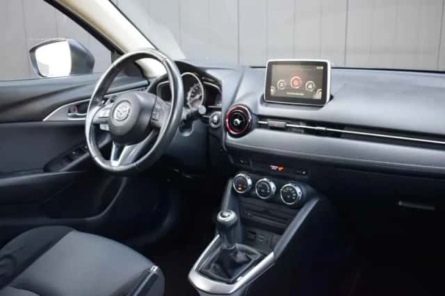 Mazda CX-3 (2016) thumbnail 2