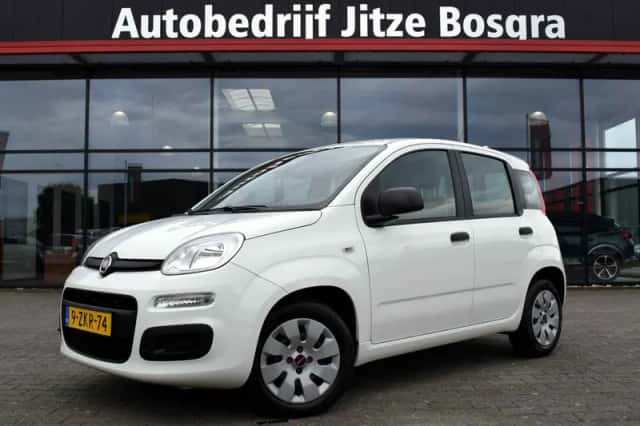 Fiat Panda (2015) thumbnail 1