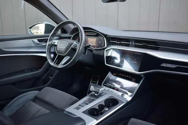 Audi A6 (2019) thumbnail 2