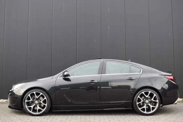 Opel Insignia (2012) thumbnail 3