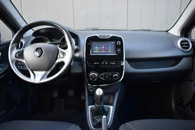 Renault Clio (2015) thumbnail 6