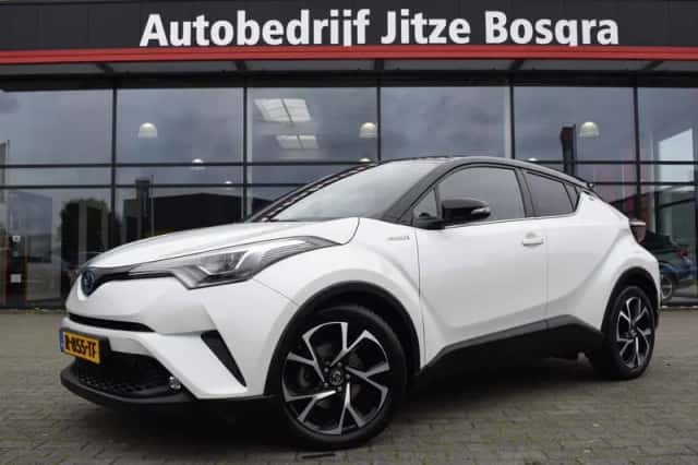 Toyota C-HR (2019) thumbnail 1