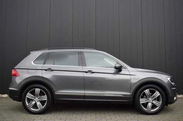 Volkswagen Tiguan (2016) thumbnail 4