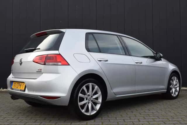 Volkswagen Golf (2013) thumbnail 5