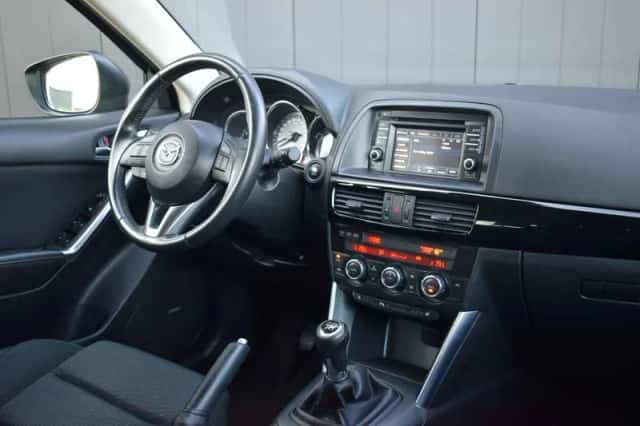 Mazda CX-5 (2014) thumbnail 2