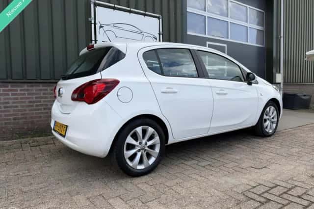 Opel Corsa (2017) thumbnail 5
