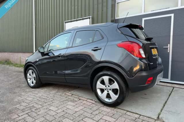 Opel Mokka (2016) thumbnail 2