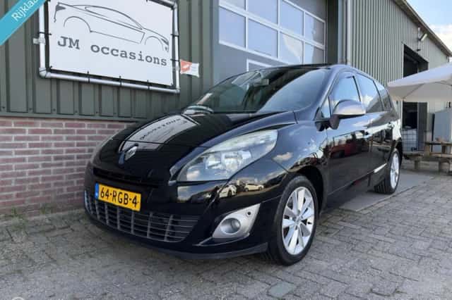 Renault Scénic (2011) thumbnail 3