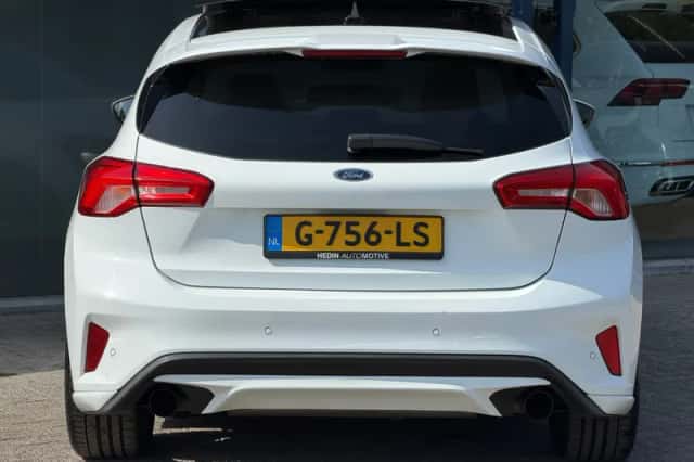 Ford Focus (2019) thumbnail 5