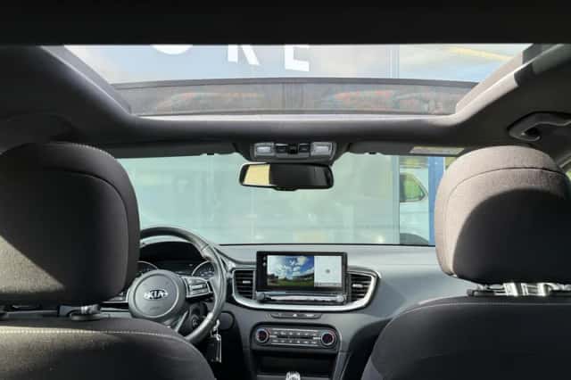 Kia ProCeed (2021) thumbnail 6