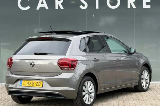 Volkswagen Polo (2021) thumbnail 3