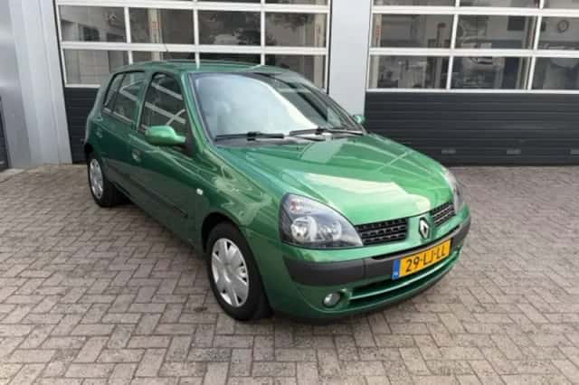 Renault Clio (2003) thumbnail 3