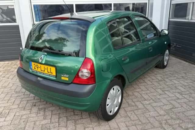 Renault Clio (2003) thumbnail 6