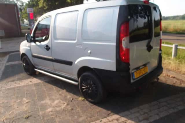Fiat Doblò (2009) thumbnail 4