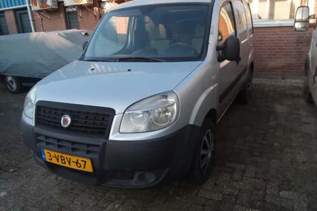 Fiat Doblò (2009) thumbnail 1
