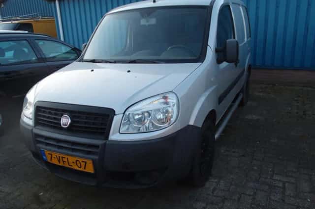 Fiat Doblò (2009) thumbnail 4