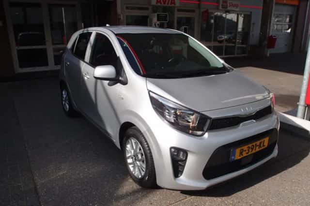 Kia Picanto (2022) thumbnail 4