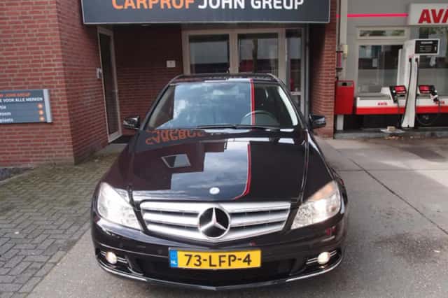 Mercedes-Benz C-Klasse (2010) thumbnail 1