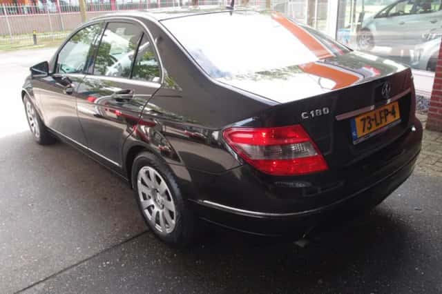 Mercedes-Benz C-Klasse (2010) thumbnail 5