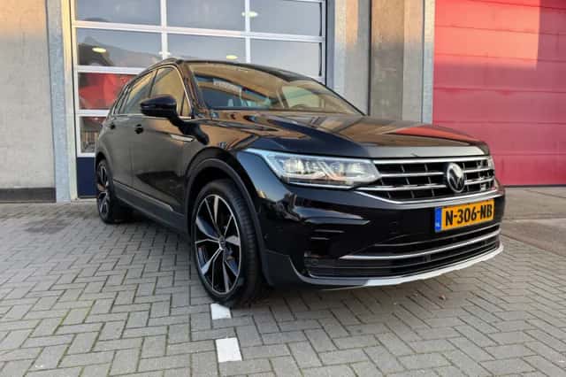 Volkswagen Tiguan (2021) thumbnail 4