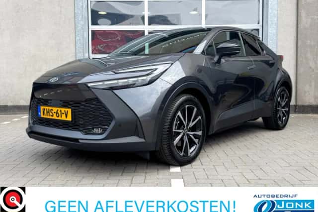 Toyota C-HR (2026) thumbnail 1