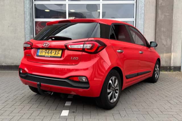 Hyundai i20 (2020) thumbnail 2