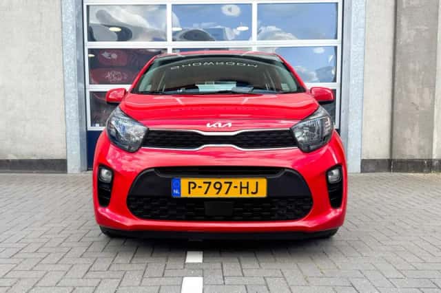 Kia Picanto (2022) thumbnail 4